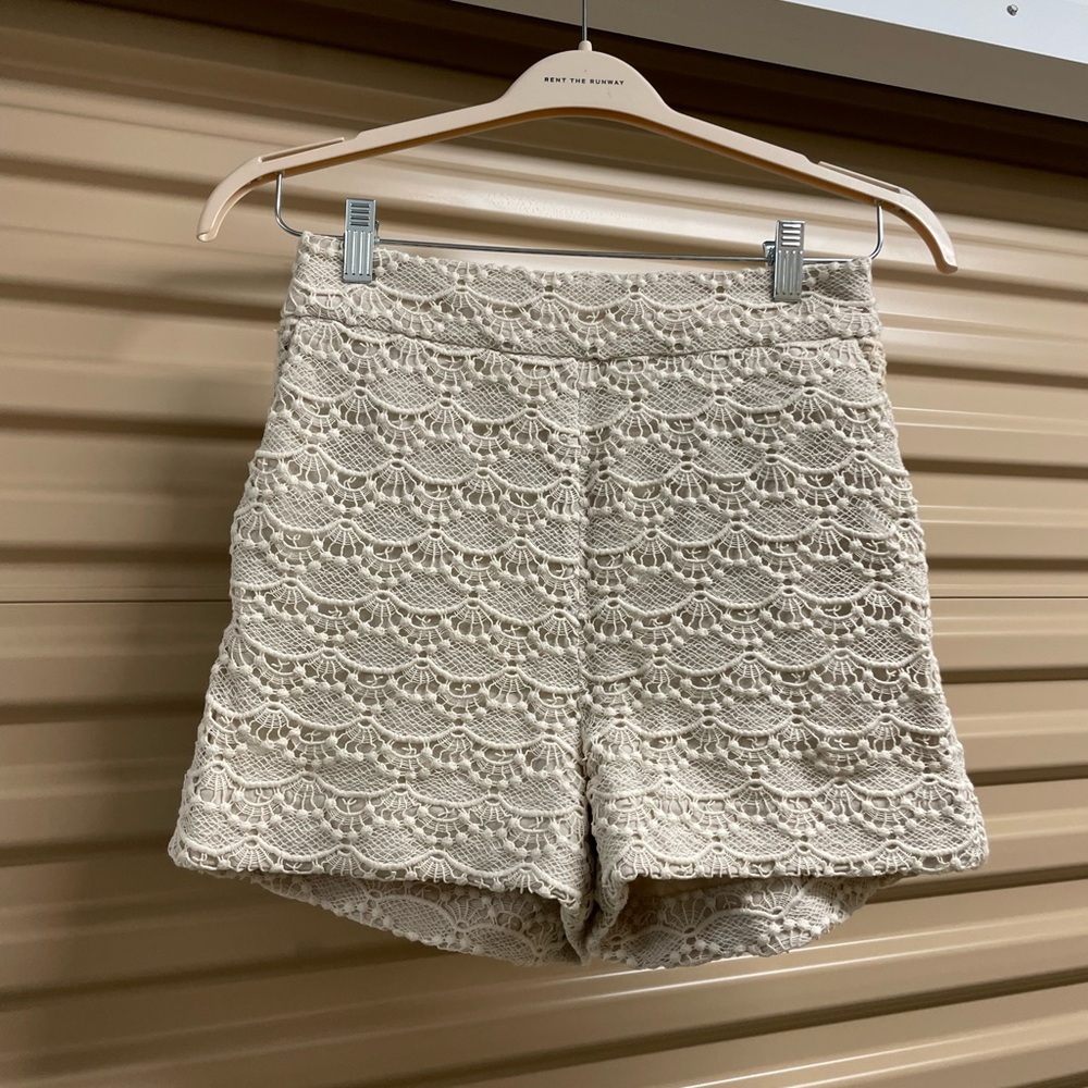 Elegant Cream Lace Women's Shorts